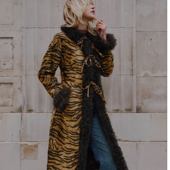 Charlotte Simone Maddie Coat - Sz. L- NWT- Limited Edition 🐅🐅🐅🐅 - Picture 8 of 12